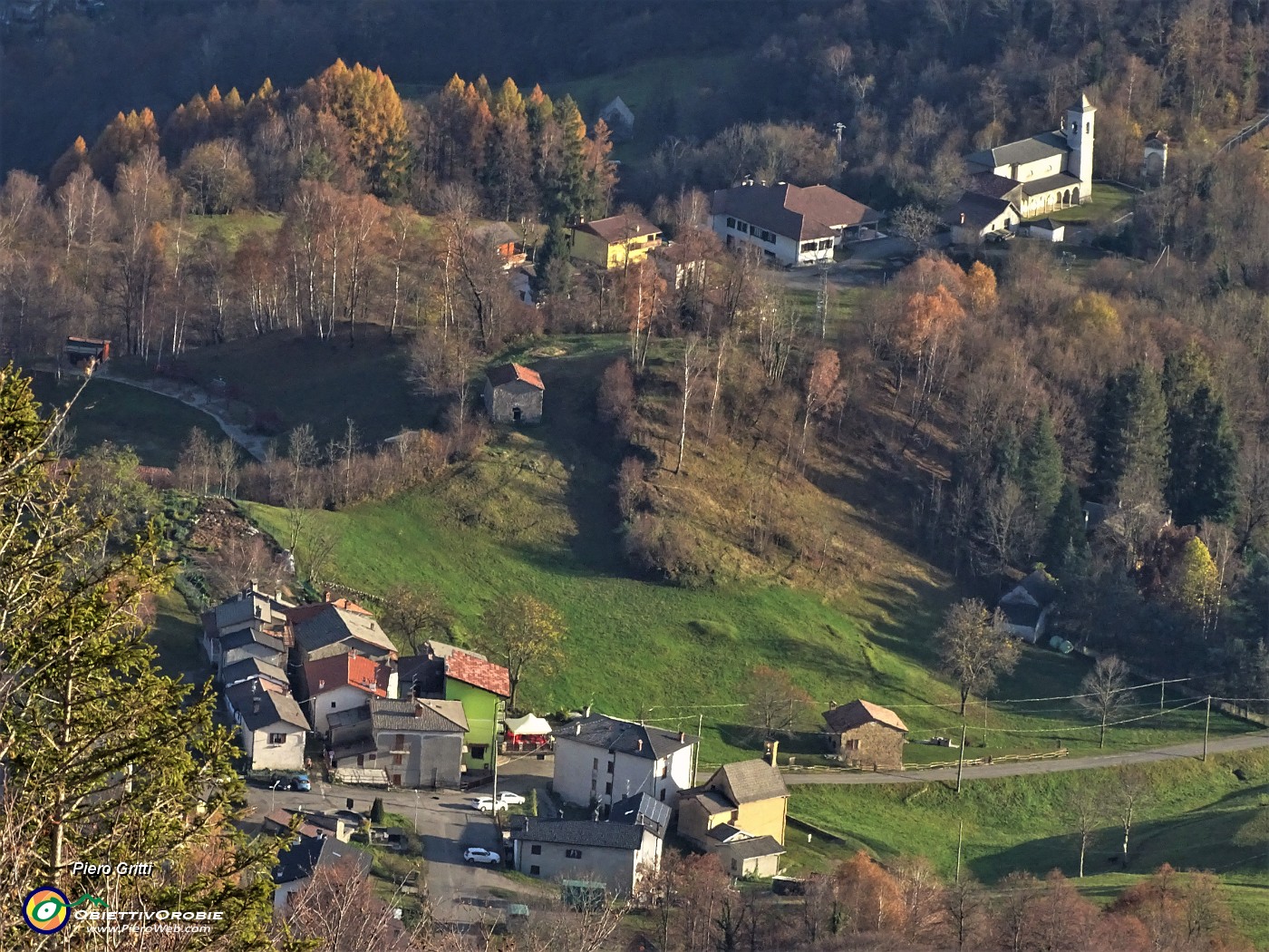 42 Zoom su Reggetto e la chiesa di San Bartolomeo.JPG